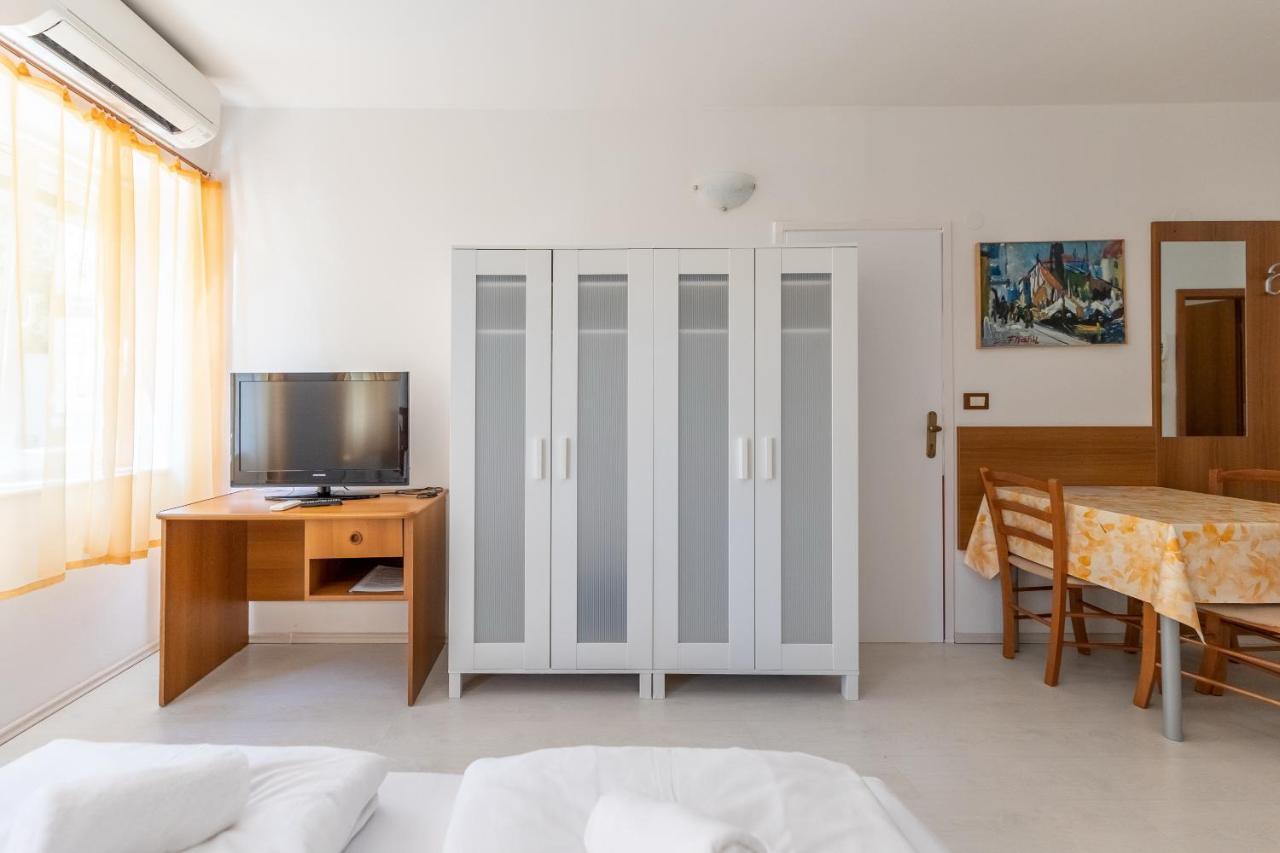 Apartments Liburnija Опатия Экстерьер фото