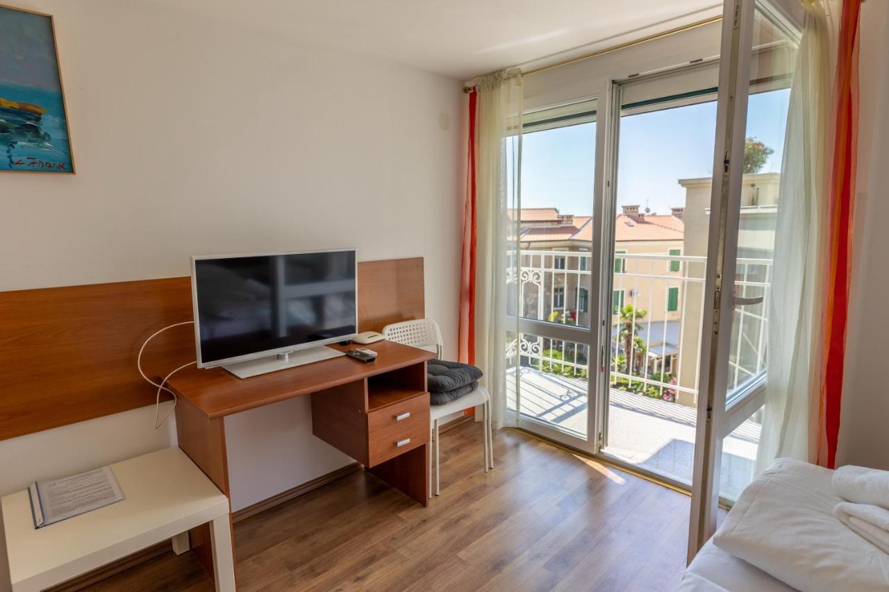 Apartments Liburnija Опатия Экстерьер фото